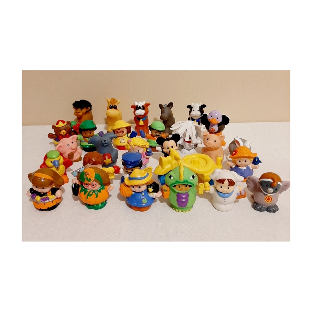 Fisher Price little people lot